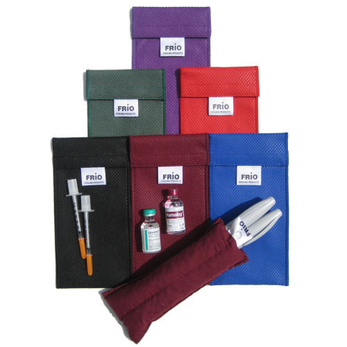 FRIO duo wallet. Avaialbe in nylon purple, green, red, black, maroon and blue.